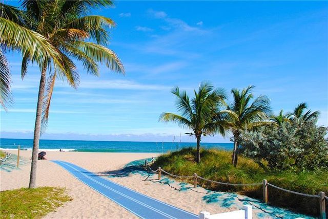 701 SE 5th Court, Pompano Beach, FL 33060