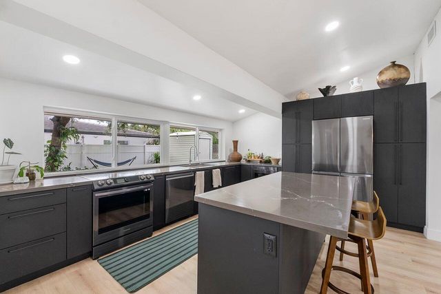 701 SE 5th Court, Pompano Beach, FL 33060