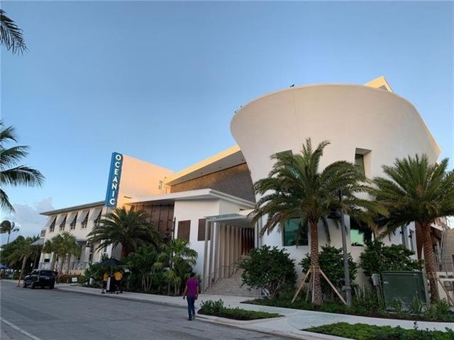 701 SE 5th Court, Pompano Beach, FL 33060