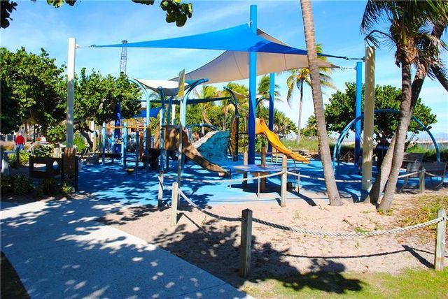 701 SE 5th Court, Pompano Beach, FL 33060