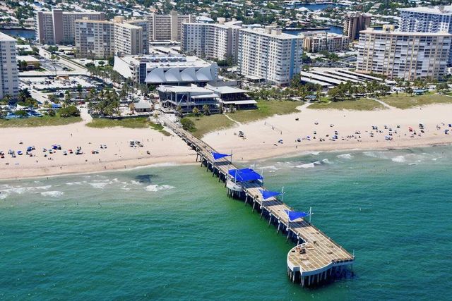 701 SE 5th Court, Pompano Beach, FL 33060