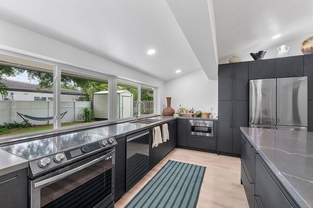 701 SE 5th Court, Pompano Beach, FL 33060