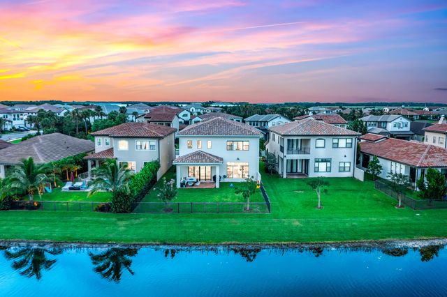 8635 GRAND PRIX Lane, Boynton Beach, FL 33472
