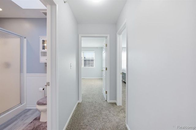 16878 Farmington Road, Livonia, MI 48154