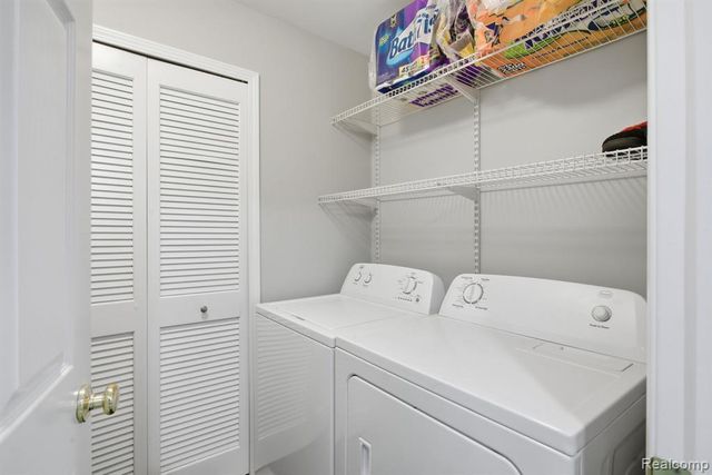 16878 Farmington Road, Livonia, MI 48154