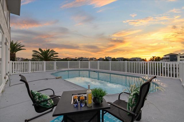 6121 BAYSIDE DRIVE, New Port Richey, FL 34652