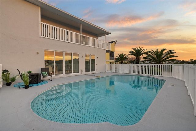 6121 BAYSIDE DRIVE, New Port Richey, FL 34652