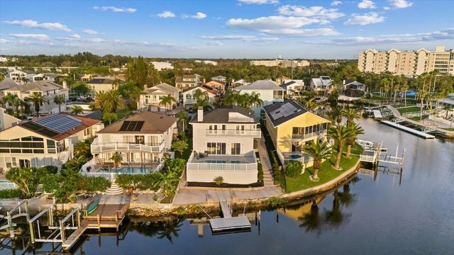6121 BAYSIDE DRIVE, New Port Richey, FL 34652