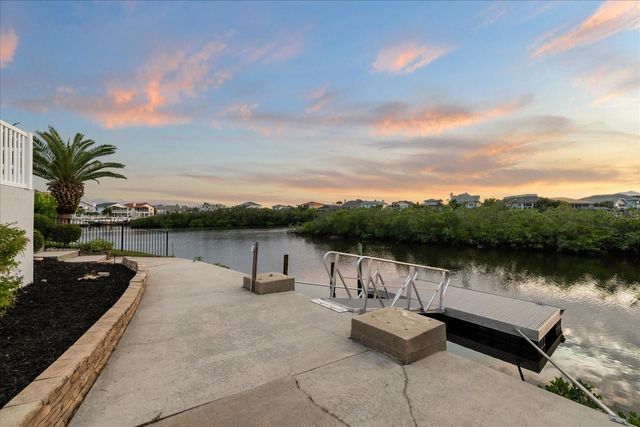 6121 BAYSIDE DRIVE, New Port Richey, FL 34652