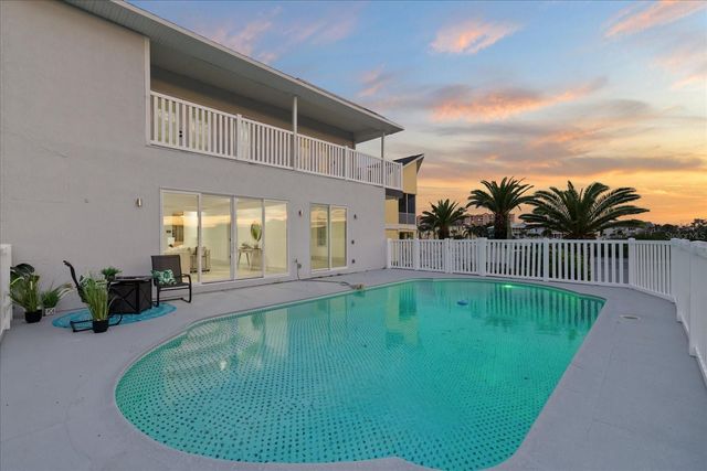 6121 BAYSIDE DRIVE, New Port Richey, FL 34652