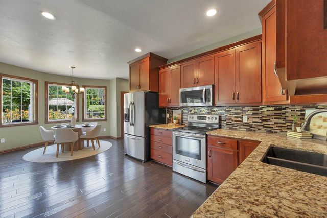2756 AMETHYST COURT, Green Bay, WI 54311