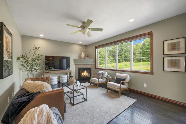 2756 AMETHYST COURT, Green Bay, WI 54311