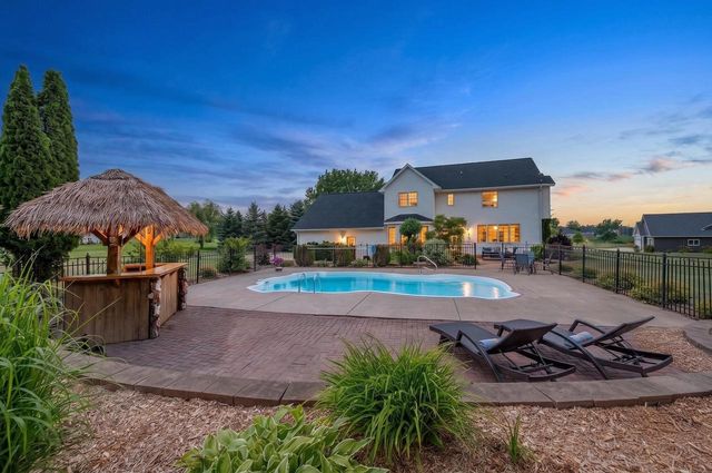 2756 AMETHYST COURT, Green Bay, WI 54311