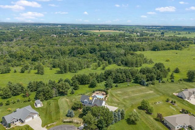 2756 AMETHYST COURT, Green Bay, WI 54311
