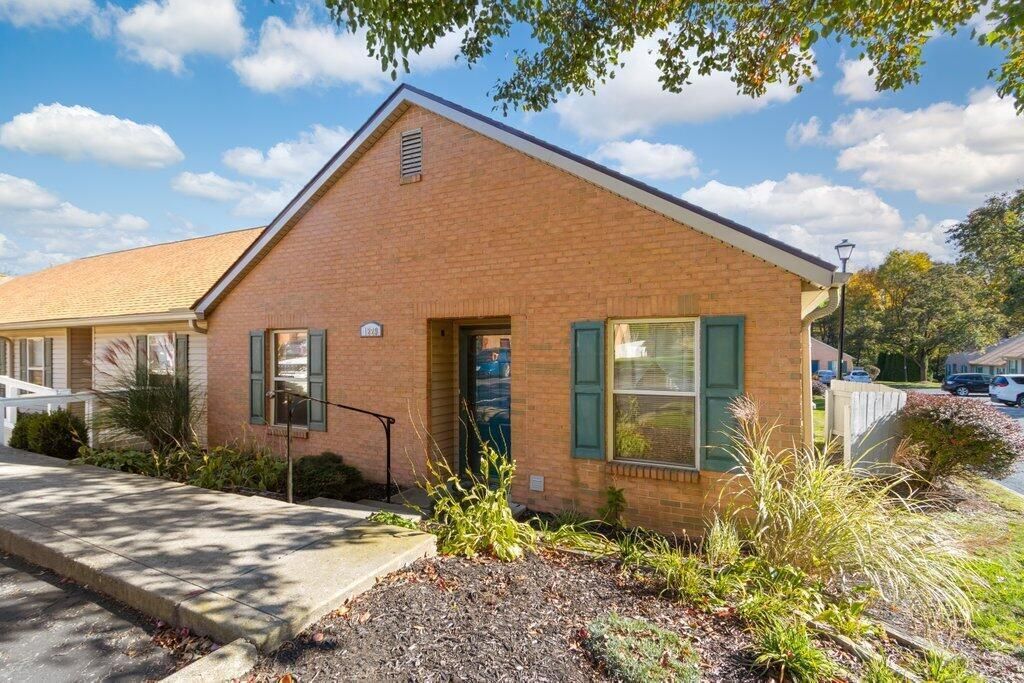 1229 Rivercrest Drive S, D, Delaware, OH 43015
