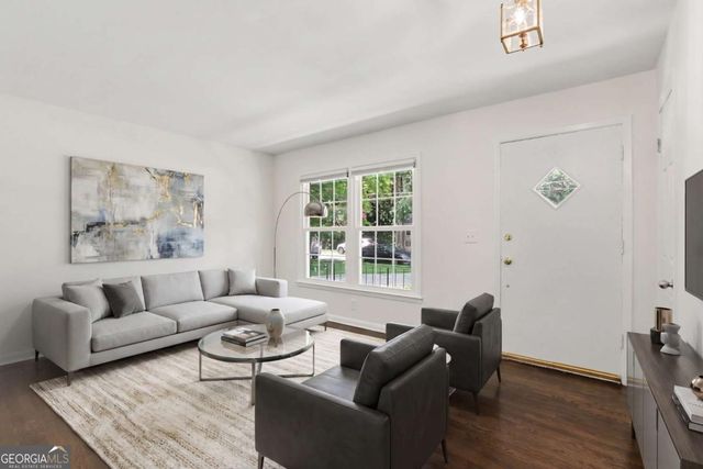 2973 Delcourt Drive, Decatur, GA 30033