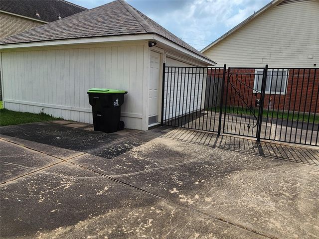 4215 Shady Village Court, Missouri City, TX 77459