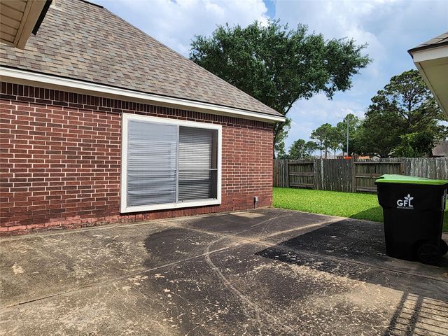 4215 Shady Village Court, Missouri City, TX 77459