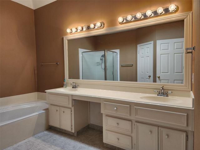 4215 Shady Village Court, Missouri City, TX 77459