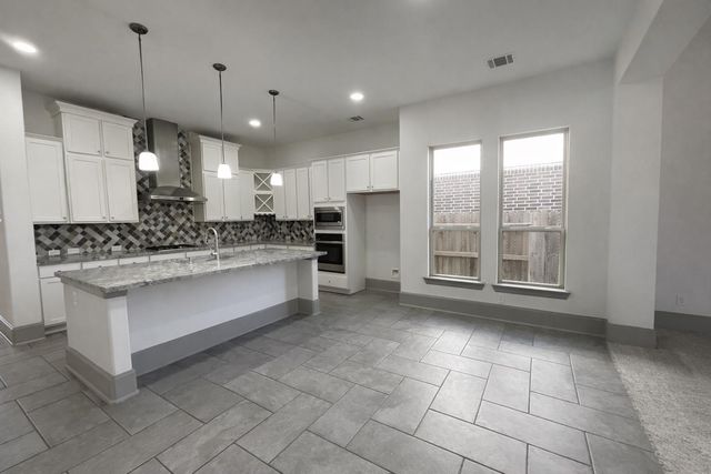 15422 Arrowhead Ridge Drive, Humble, TX 77396