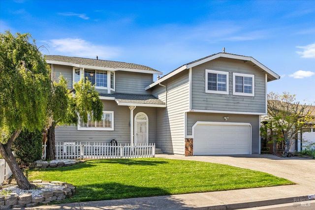 4457 Graywhaler Ln, Rohnert Park, CA 94928