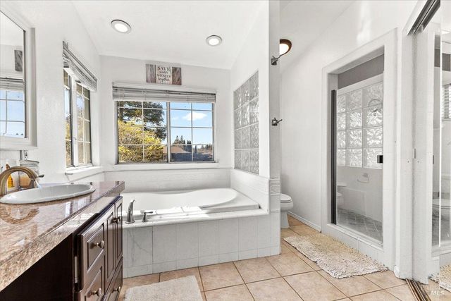 4457 Graywhaler Ln, Rohnert Park, CA 94928