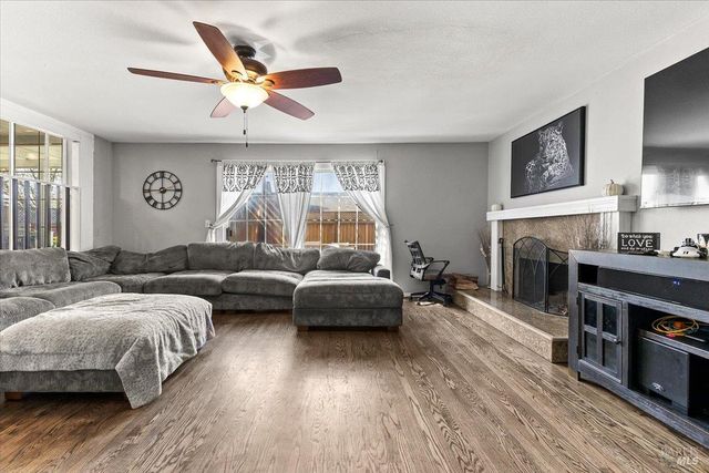 4457 Graywhaler Ln, Rohnert Park, CA 94928