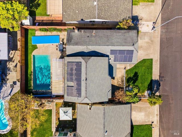 4457 Graywhaler Ln, Rohnert Park, CA 94928