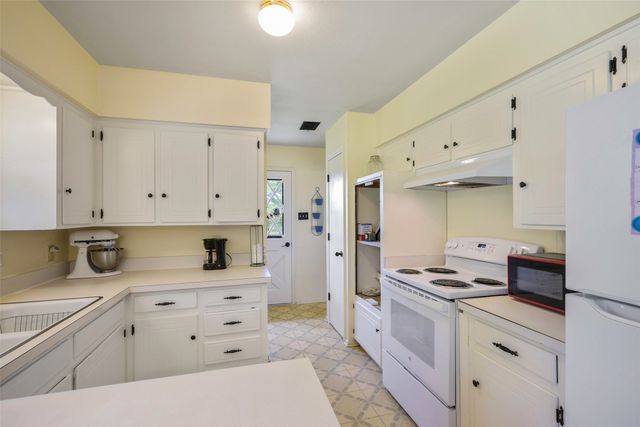 1113 W Will White Road, Kemp, TX 75143