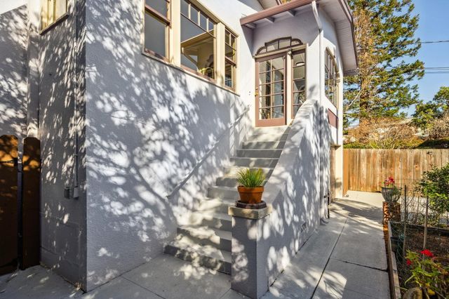 1207 Francisco Street, Berkeley, CA 94702