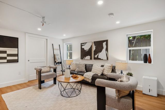 1207 Francisco Street, Berkeley, CA 94702