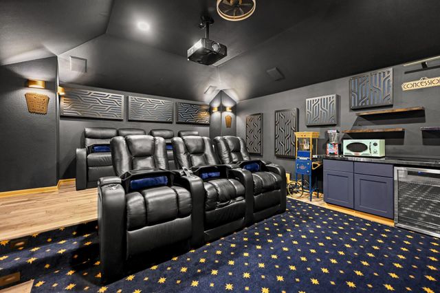 5528 Wild Foxglove RD, Spicewood, TX 78669