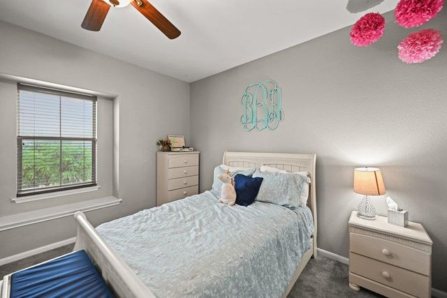 5528 Wild Foxglove RD, Spicewood, TX 78669