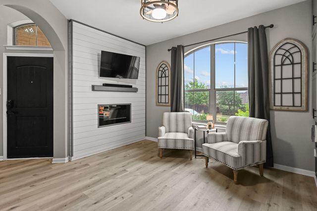 5528 Wild Foxglove RD, Spicewood, TX 78669