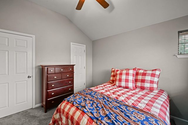 5528 Wild Foxglove RD, Spicewood, TX 78669