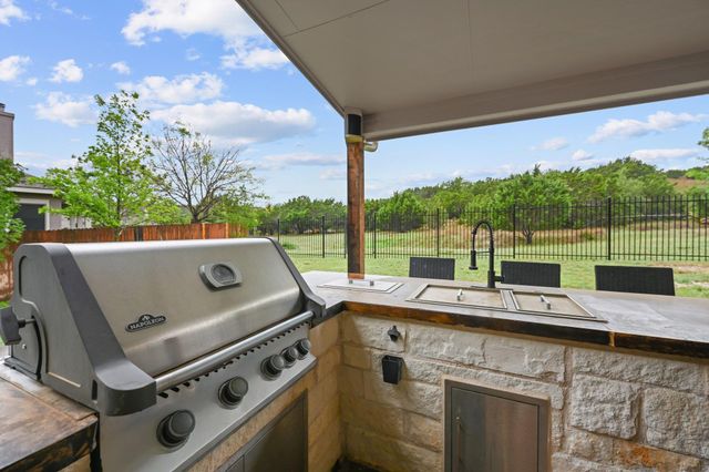 5528 Wild Foxglove RD, Spicewood, TX 78669