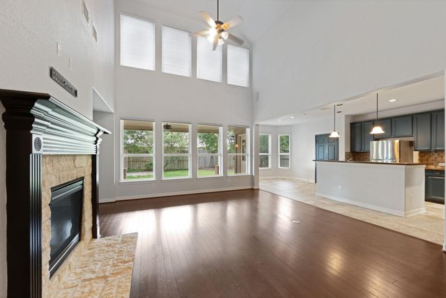 12419 Bruns Glen Lane, Tomball, TX 77377