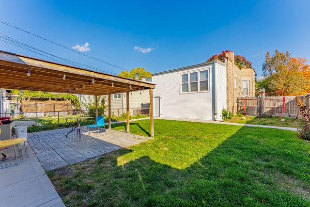 1346 S 56th Court, Cicero, IL 60804