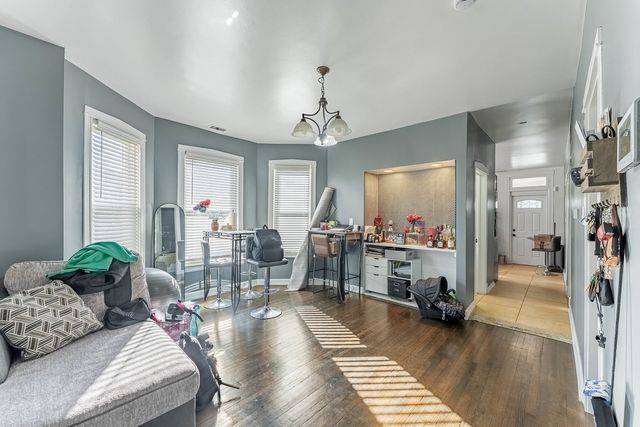 1346 S 56th Court, Cicero, IL 60804