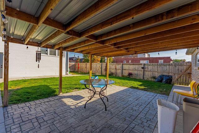 1346 S 56th Court, Cicero, IL 60804