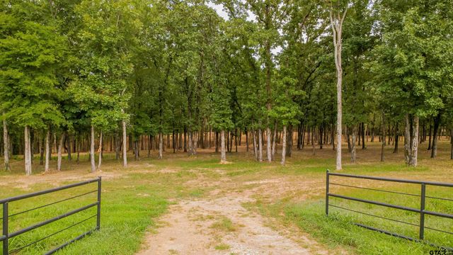19357 FM 16 W, Lindale, TX 75771