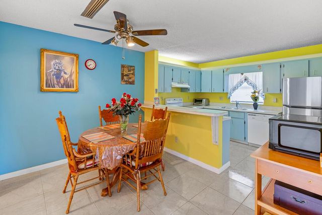 1402 Nebraska Avenue 13, Fort Pierce, FL 34950