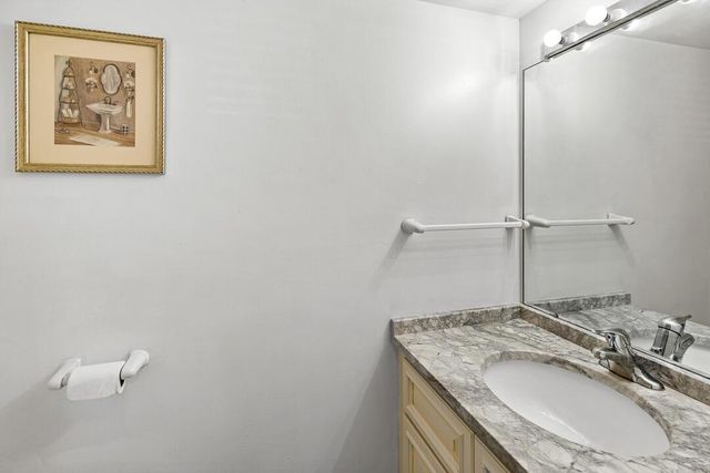 1402 Nebraska Avenue 13, Fort Pierce, FL 34950