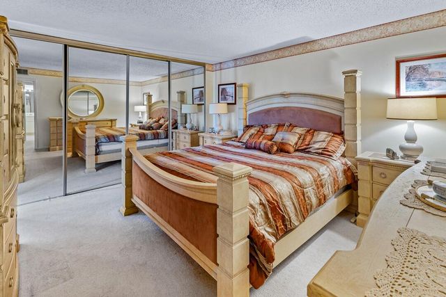 1402 Nebraska Avenue 13, Fort Pierce, FL 34950