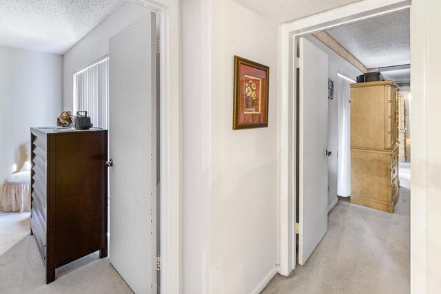 1402 Nebraska Avenue 13, Fort Pierce, FL 34950