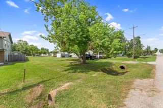 3256 Bernard Street, La Porte, TX 77571