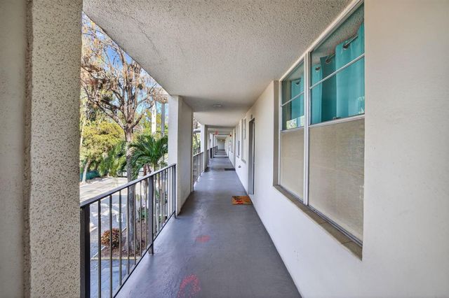 4898 NW 29th Court 315, Lauderdale Lakes, FL 33313
