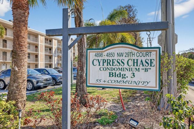 4898 NW 29th Court 315, Lauderdale Lakes, FL 33313