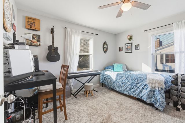 31 Horseshoe Bend Ln, Elmwood, TN 38560