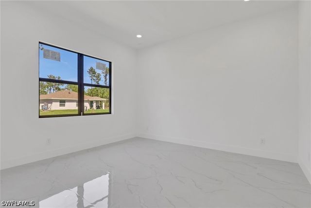 746 Colyer ST E, Lehigh Acres, FL 33974